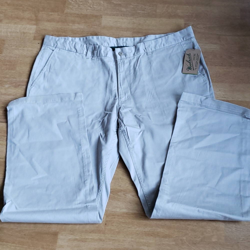 Woolrich 42x32 modern fit guide chino pants